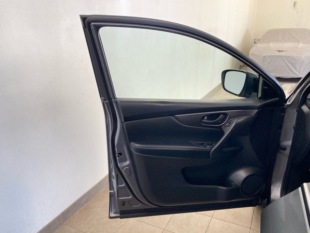 Used 2020 Nissan Rogue Sport S w/ Appearance Package image 11