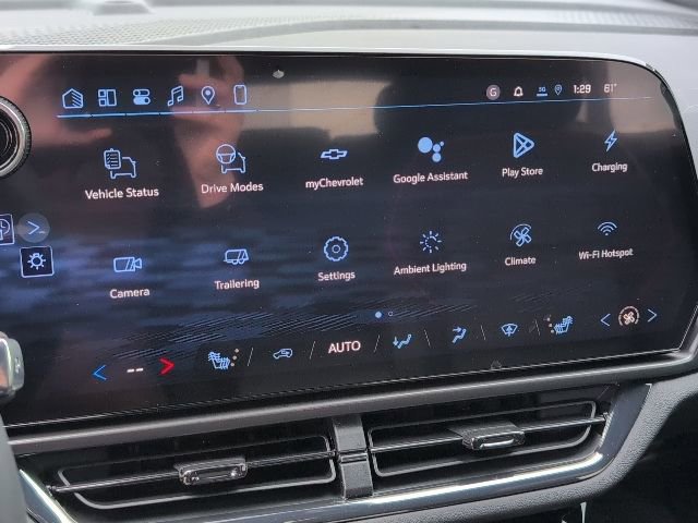 New 2026 Chevrolet Equinox EV RS FWD image 22