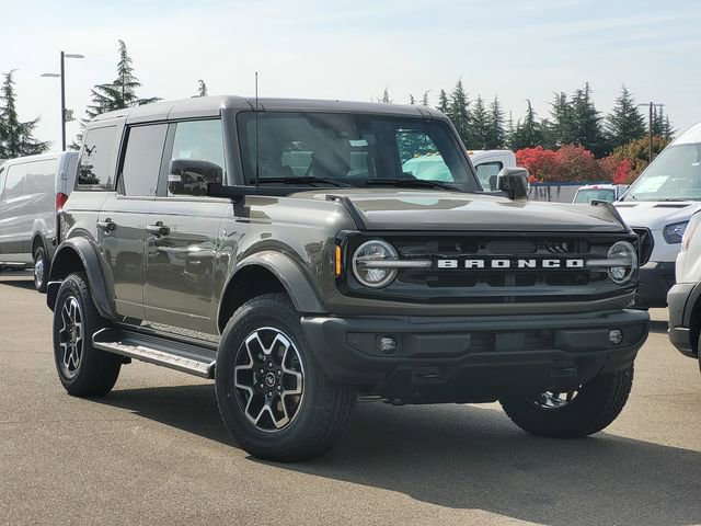 New 2025 Ford Bronco Outer Banks image 1