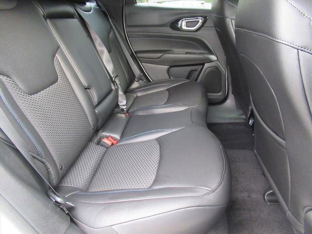 New 2026 Jeep Compass Latitude image 26