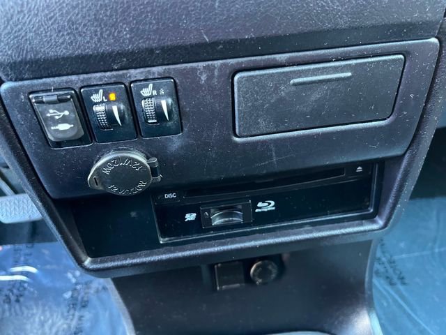 Used 2017 Toyota Sienna Limited Premium image 13