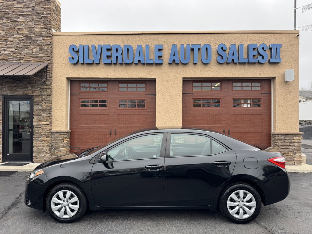 Used 2016 Toyota Corolla LE