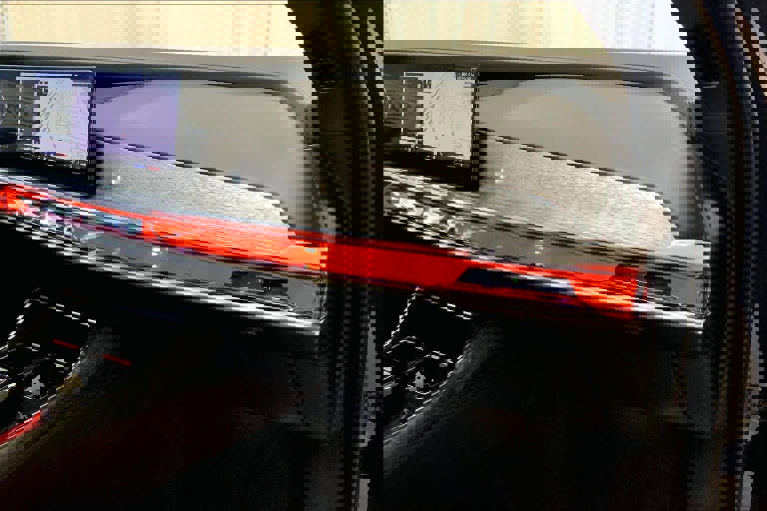 Used 2025 BMW 760i xDrive image 19