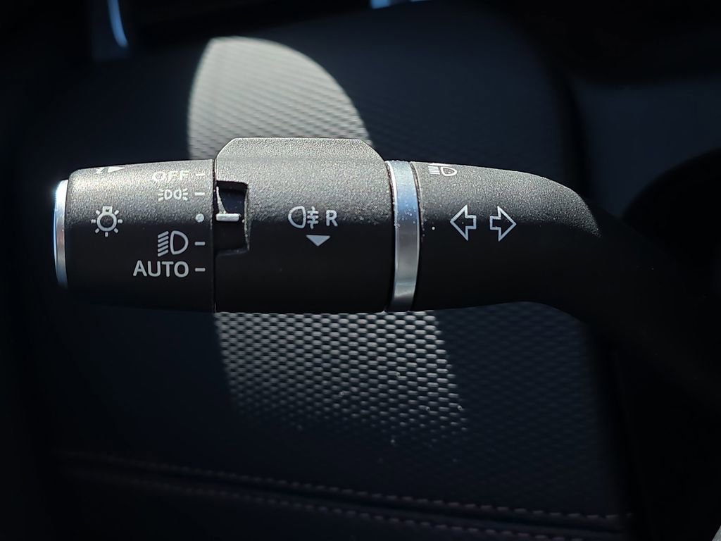 Used 2023 Land Rover Discovery Sport S R-Dynamic AWD/4WD image 30
