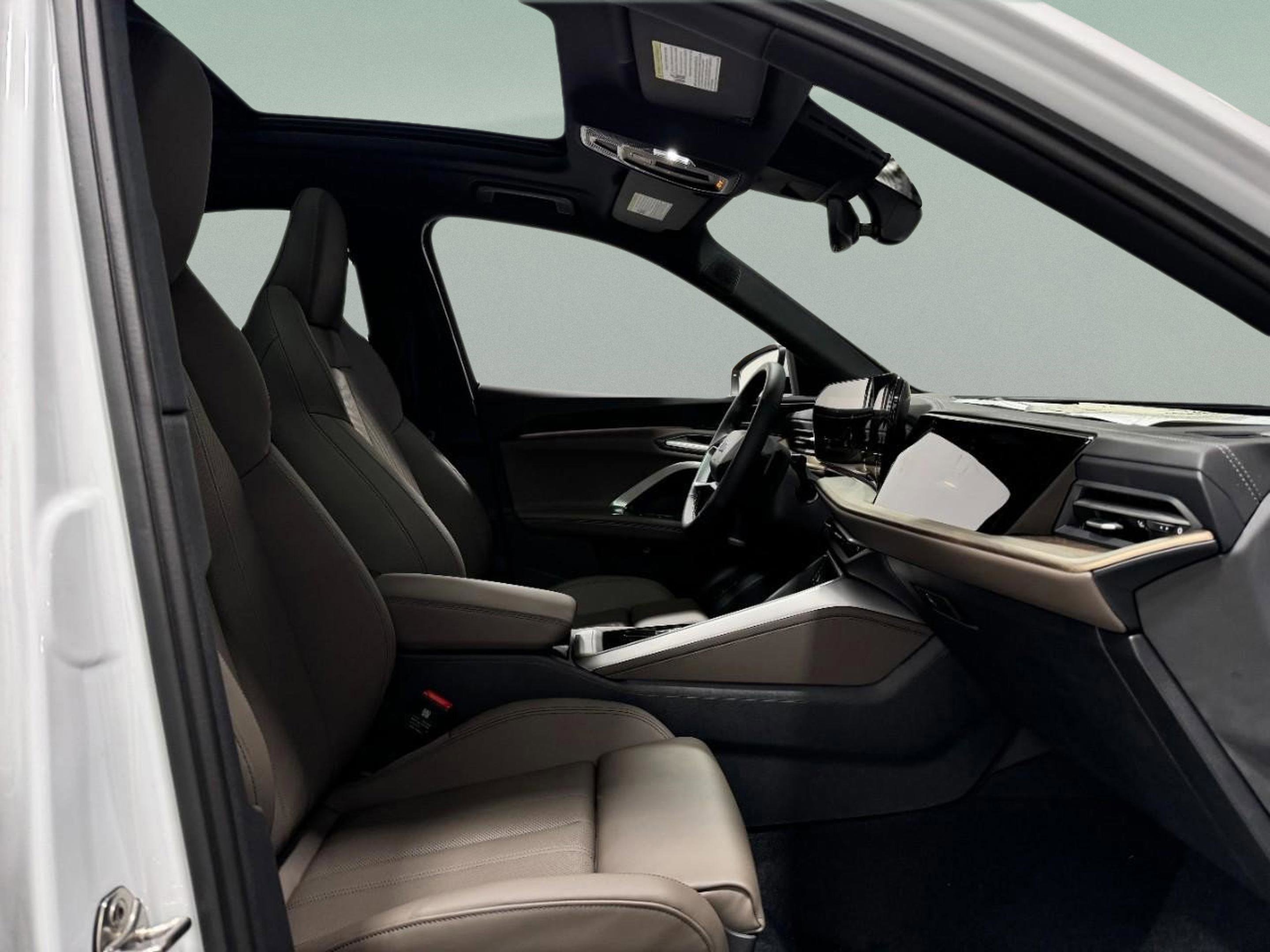 New 2025 Audi Q5 Premium Plus image 17