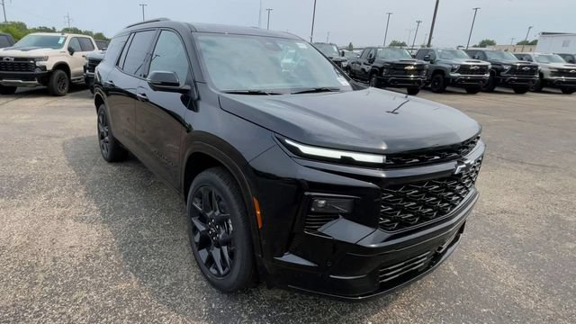 New 2026 Chevrolet Traverse RS w/ LPO, Floor Liner Package AWD/4WD image 4