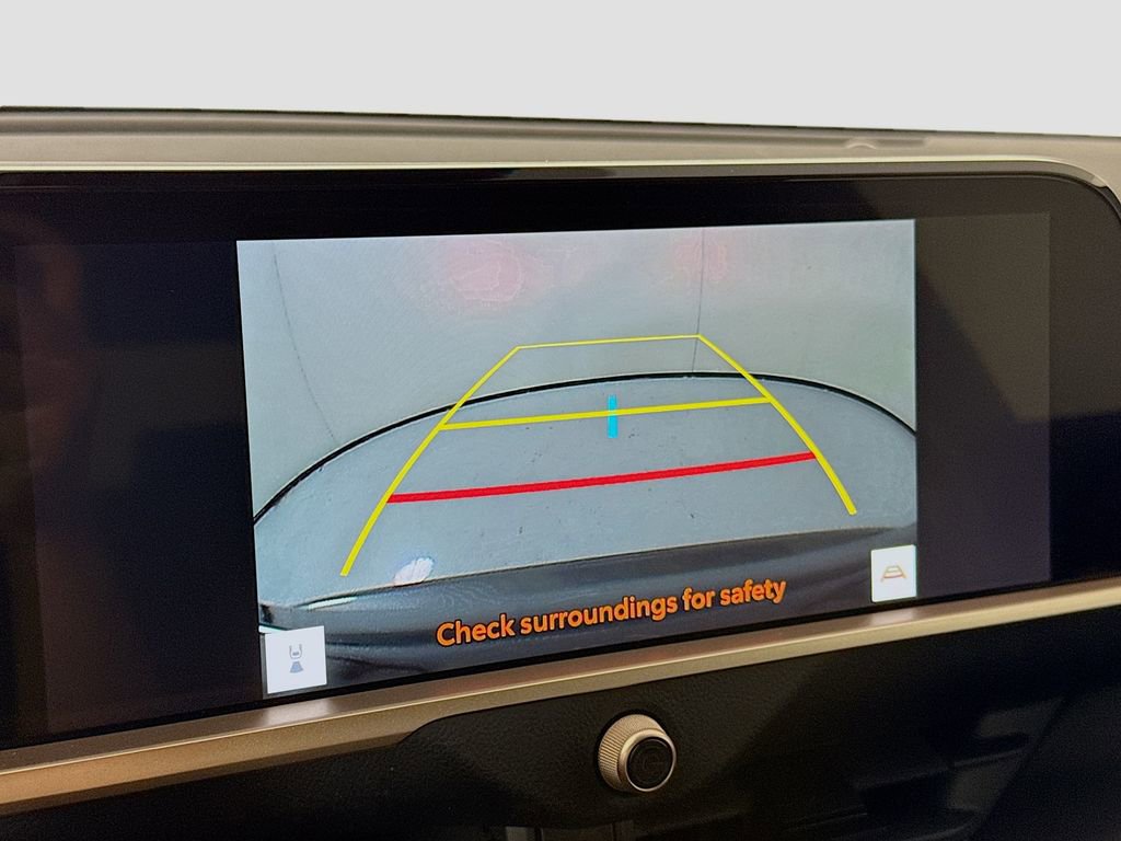 Used 2023 Toyota Crown XLE image 15