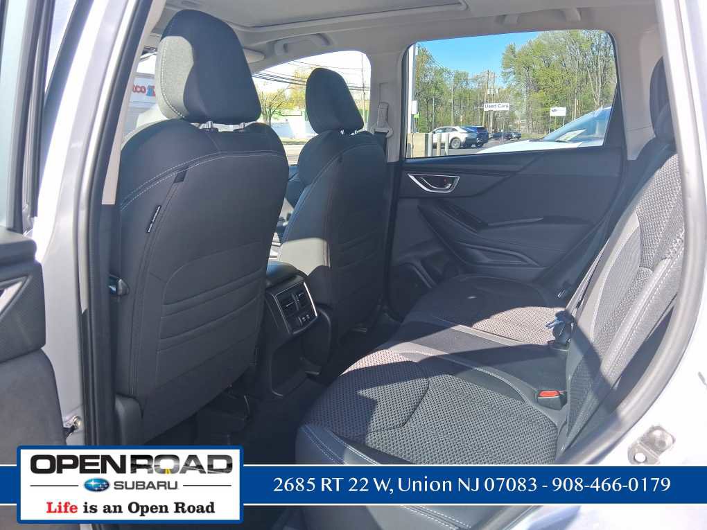 Used 2023 Subaru Forester Premium AWD/4WD image 10