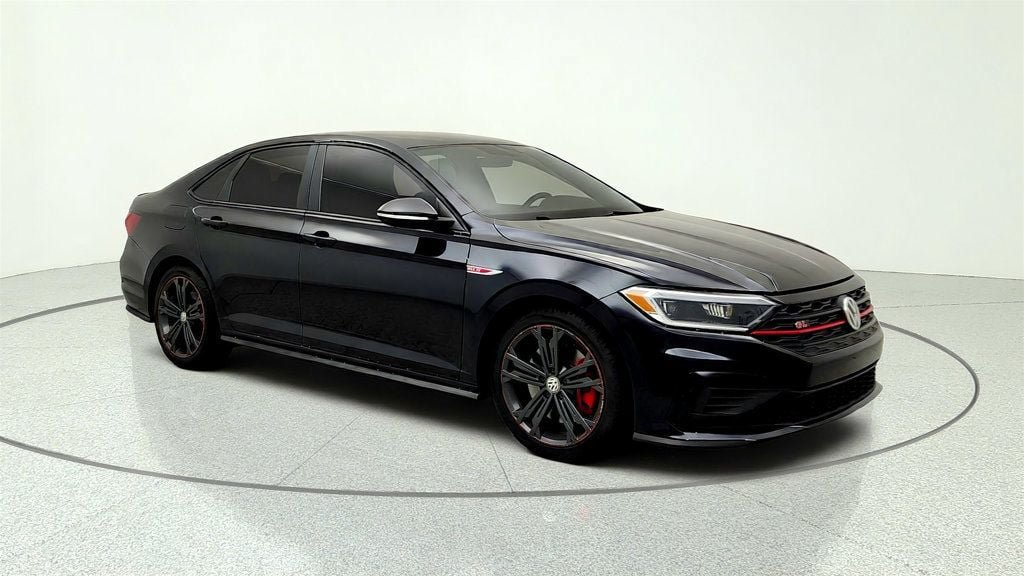Used 2019 Volkswagen Jetta GLI FWD image 3