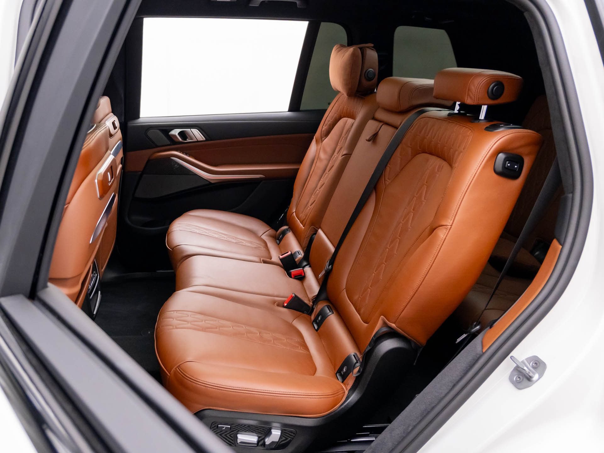 Certified 2026 BMW X7 M60i AWD/4WD image 18