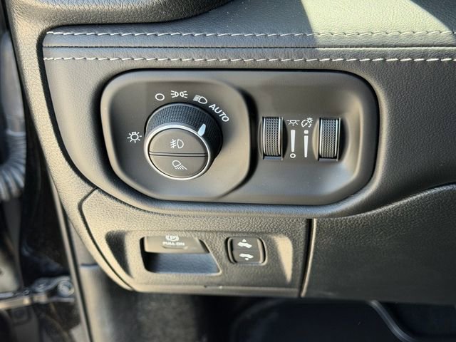 Used 2023 RAM 1500 Limited w/ Night Edition AWD/4WD image 28
