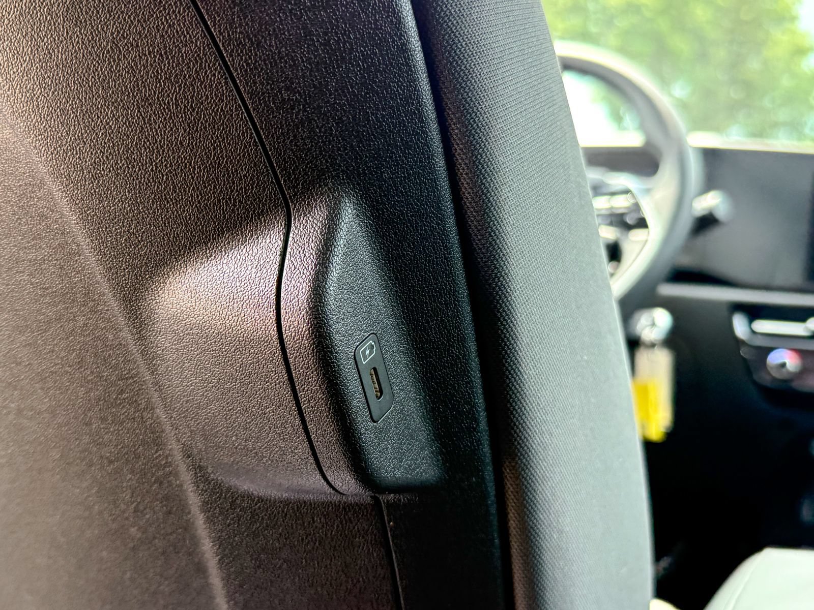 Certified 2025 Kia Niro LX FWD image 35