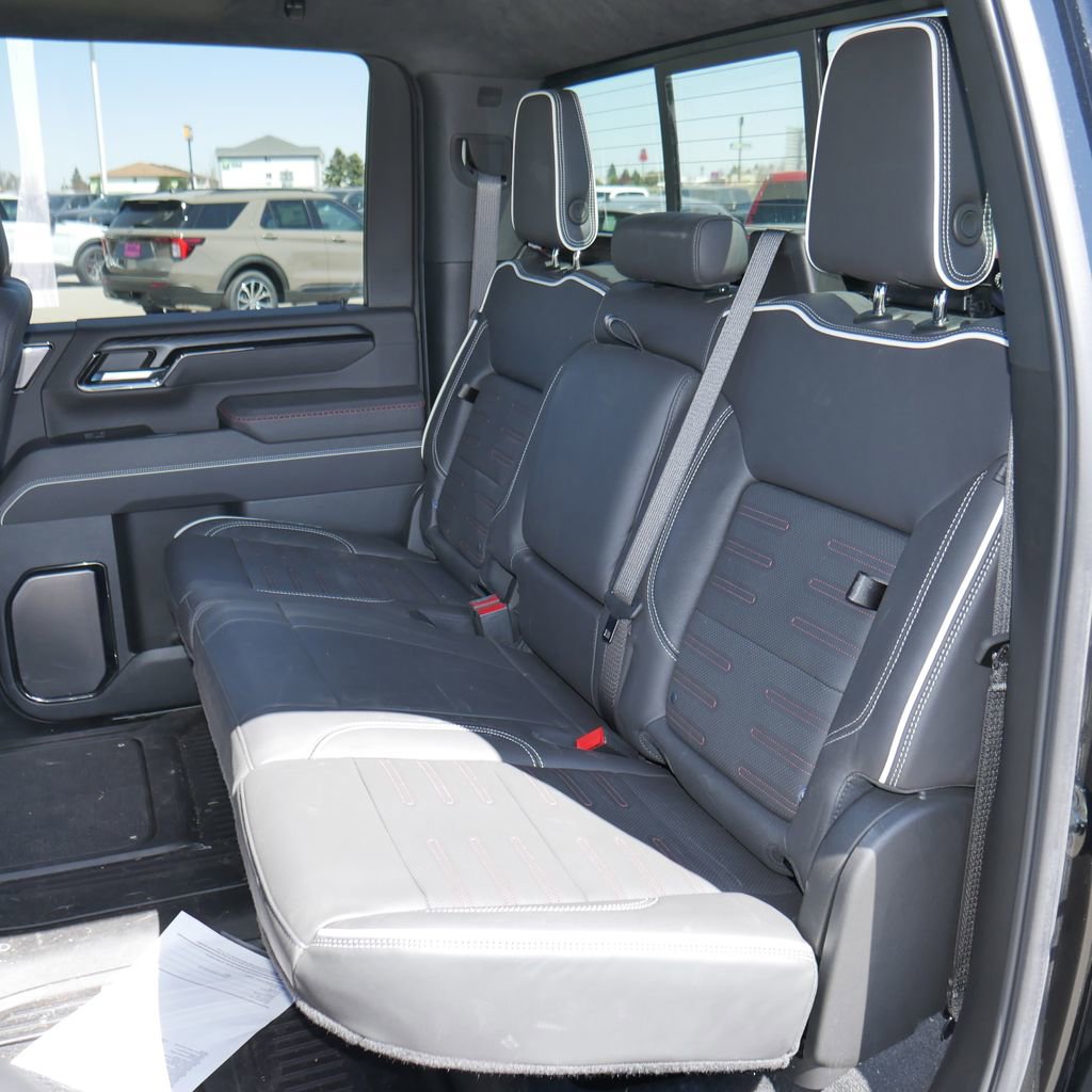 Used 2024 GMC Sierra 2500 AT4X AWD/4WD image 6
