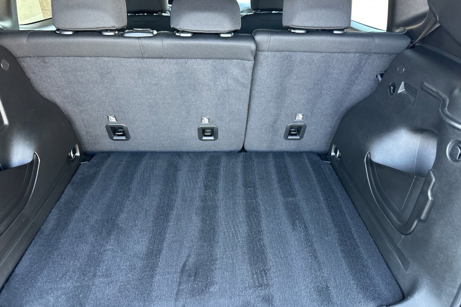 Used 2023 Jeep Renegade Latitude image 16