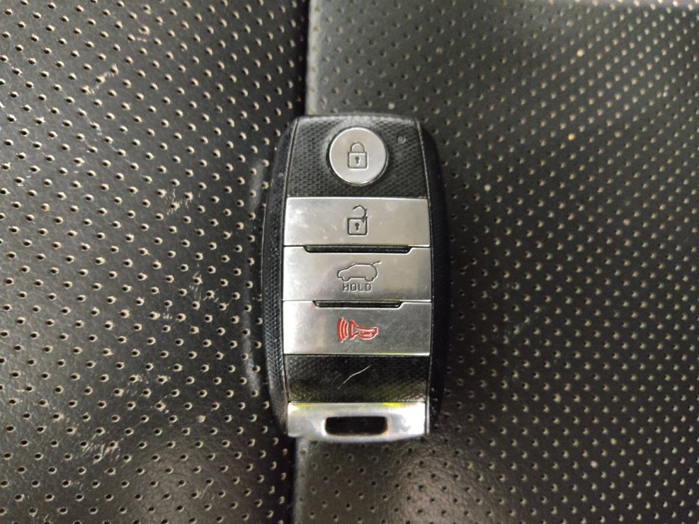 Used 2016 Kia Soul ! w/ Premium Package image 32