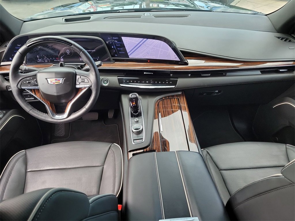 Certified 2024 Cadillac Escalade Premium Luxury w/ Performance Package image 20