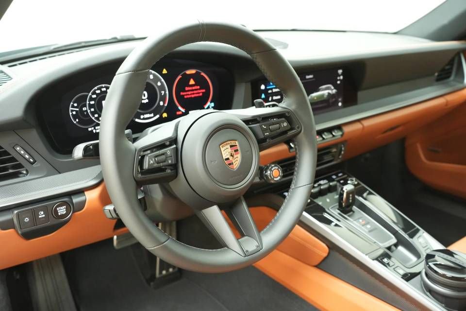 New 2026 Porsche 911 Carrera RWD image 4