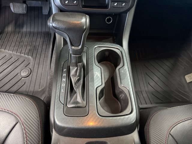 Used 2020 GMC Canyon All Terrain AWD/4WD image 16