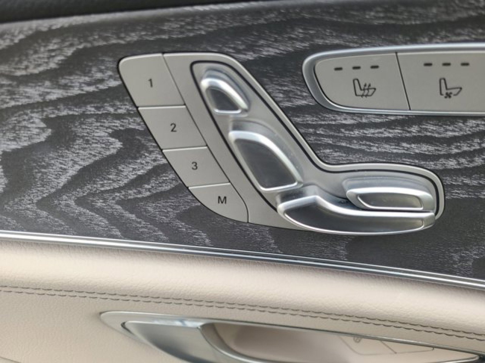 Used 2019 Mercedes-Benz CLS 450 4MATIC image 12