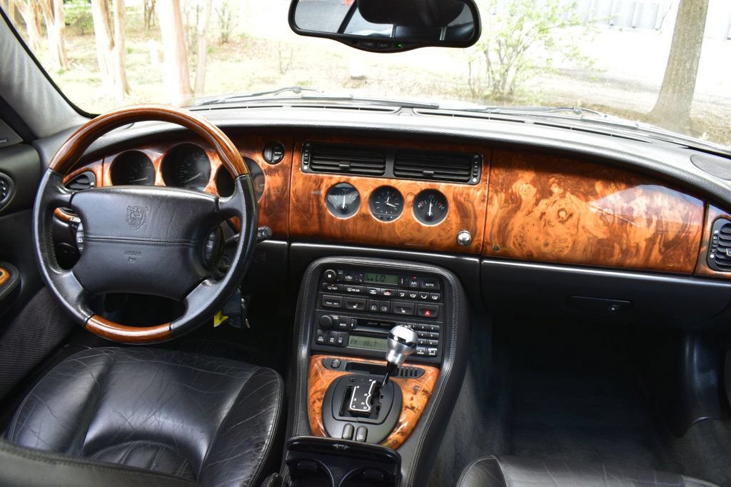 Used 2002 Jaguar XK8 Convertible RWD image 23
