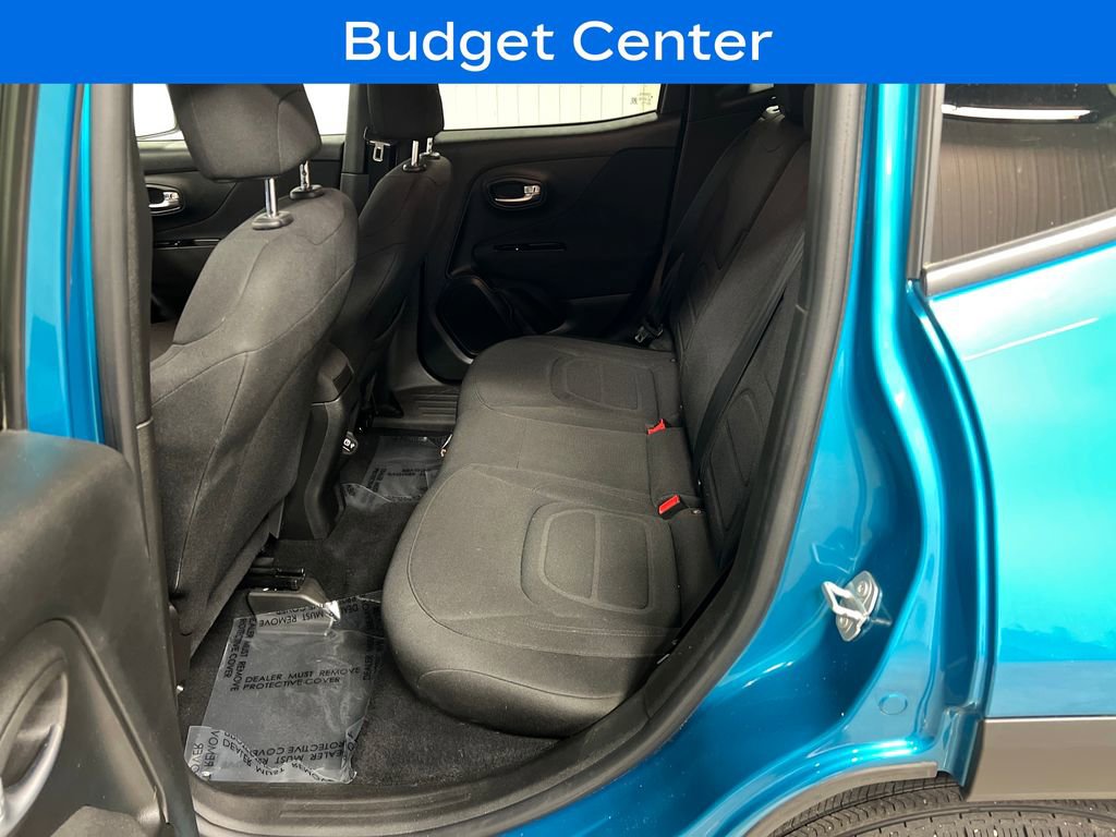 Used 2020 Jeep Renegade Latitude w/ Trailer Tow Group AWD/4WD image 13