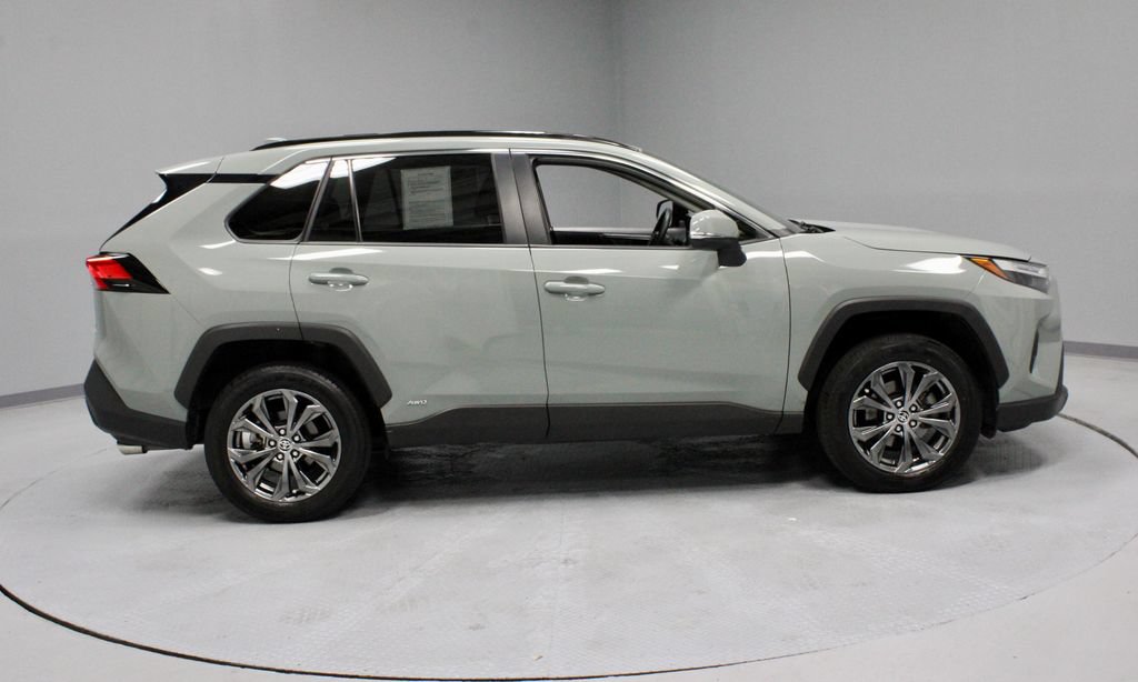 Used 2023 Toyota RAV4 XLE Premium AWD/4WD image 11