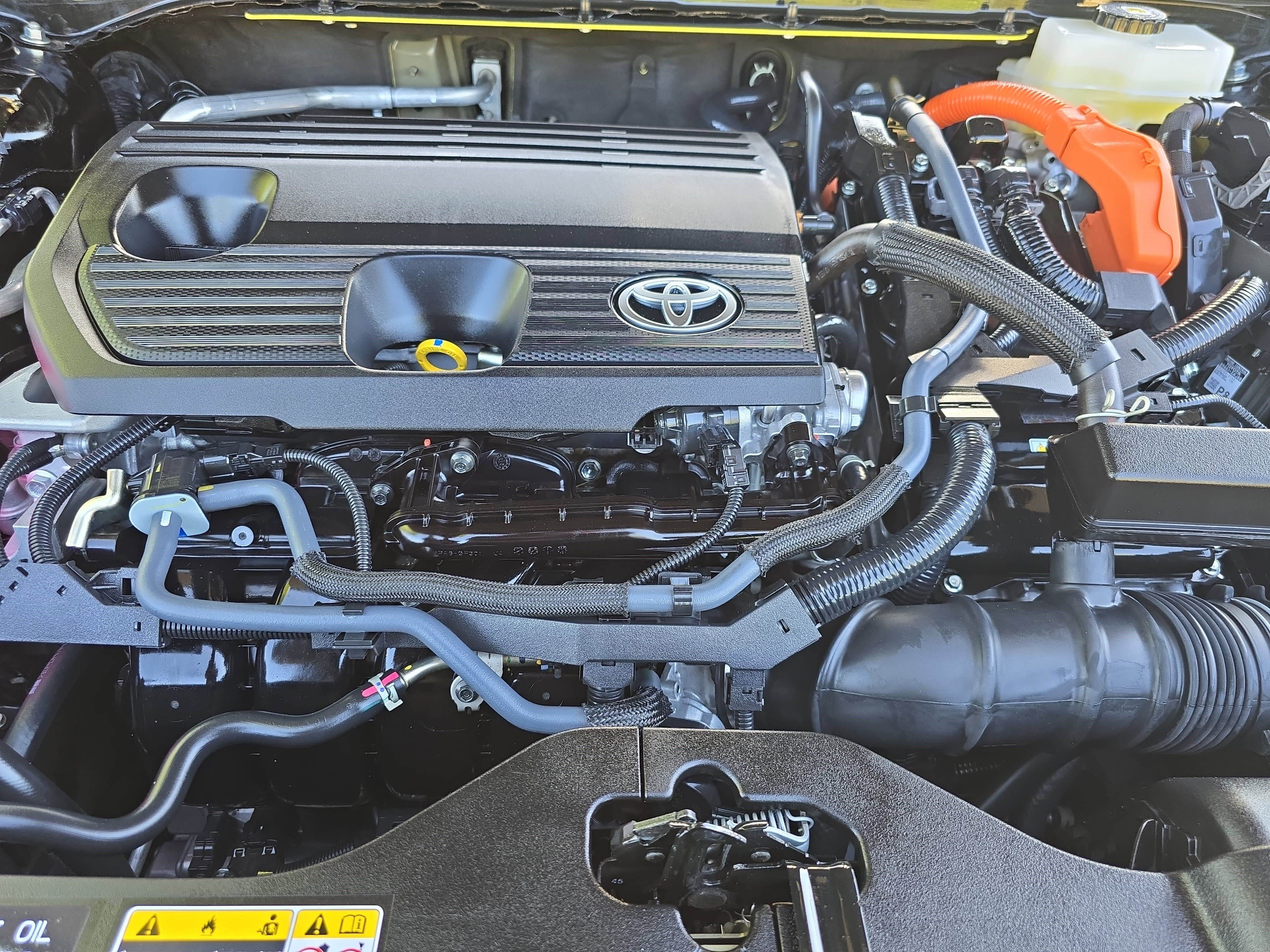 Used 2025 Toyota Crown Signia w/ Advanced Technology Package AWD/4WD image 32