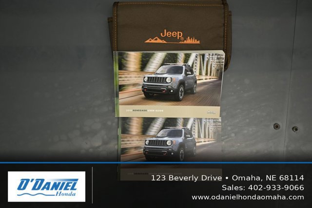 Used 2018 Jeep Renegade Limited AWD/4WD image 41