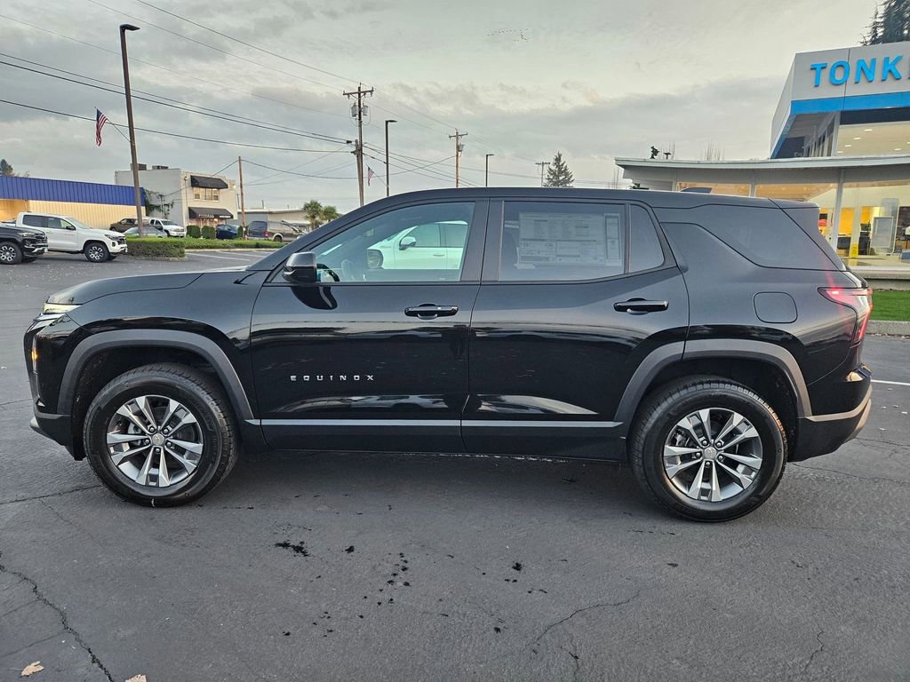 New 2026 Chevrolet Equinox LT image 3