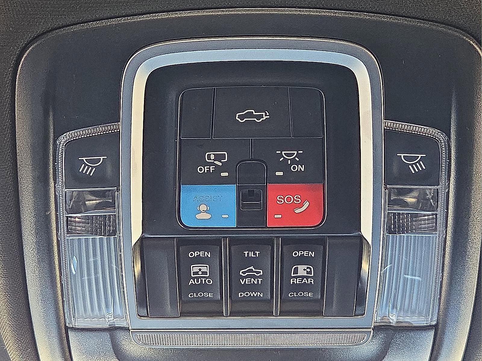 Used 2024 RAM 2500 Limited image 20