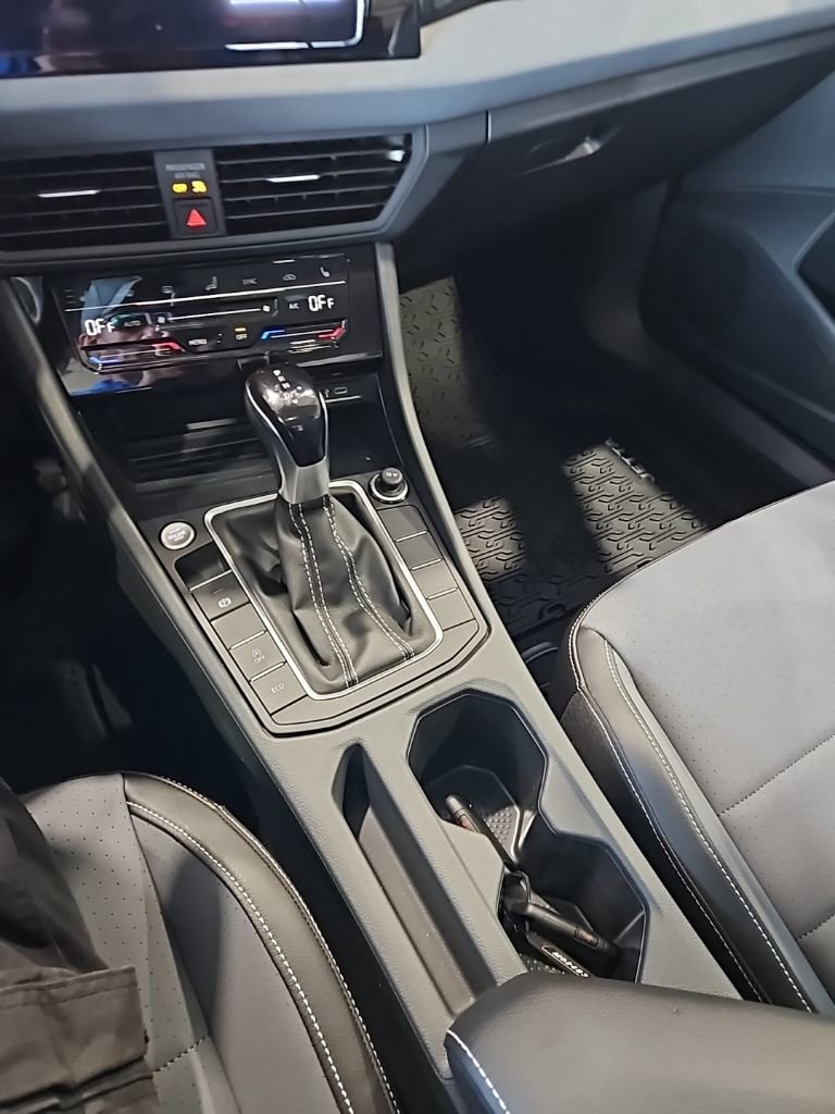 New 2026 Volkswagen Jetta SE FWD image 32