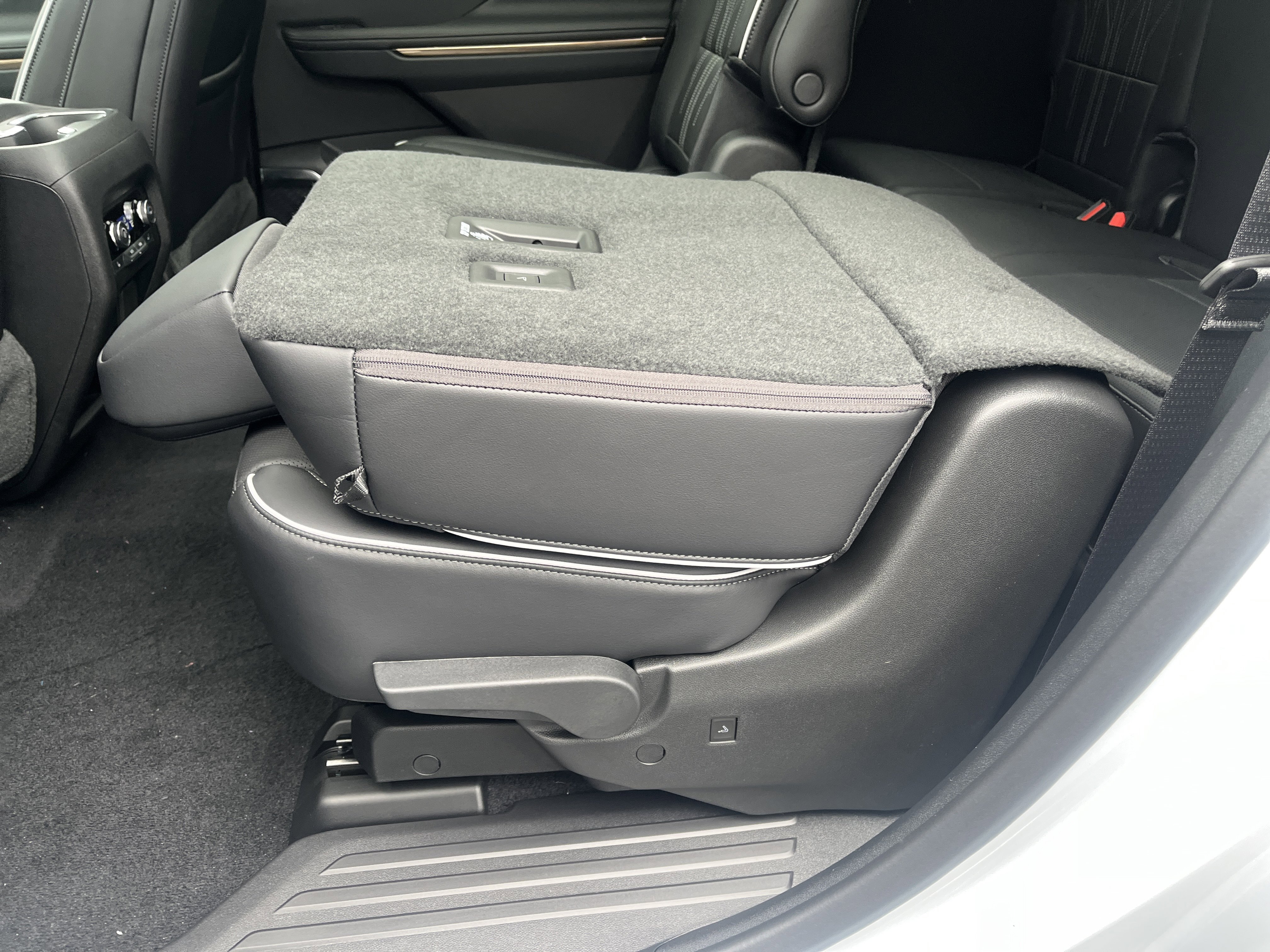 New 2026 Buick Enclave Avenir w/ Super Cruise Package image 32