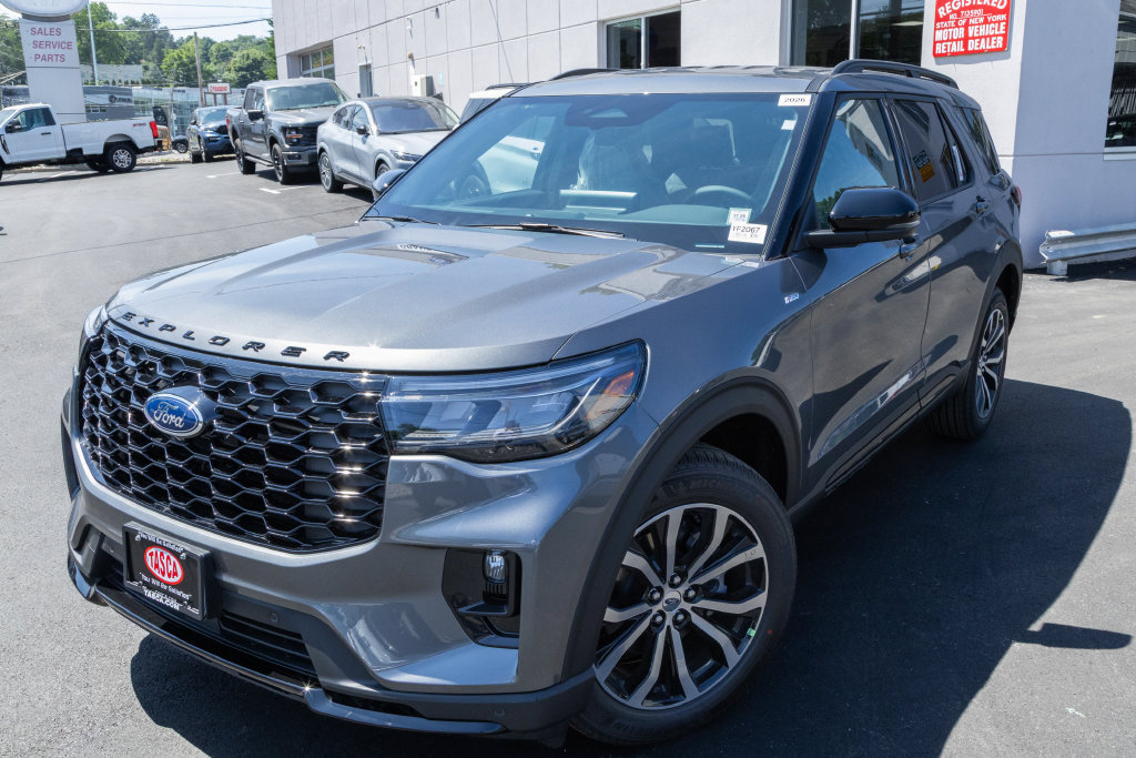 Used 2026 Ford Explorer ST-Line