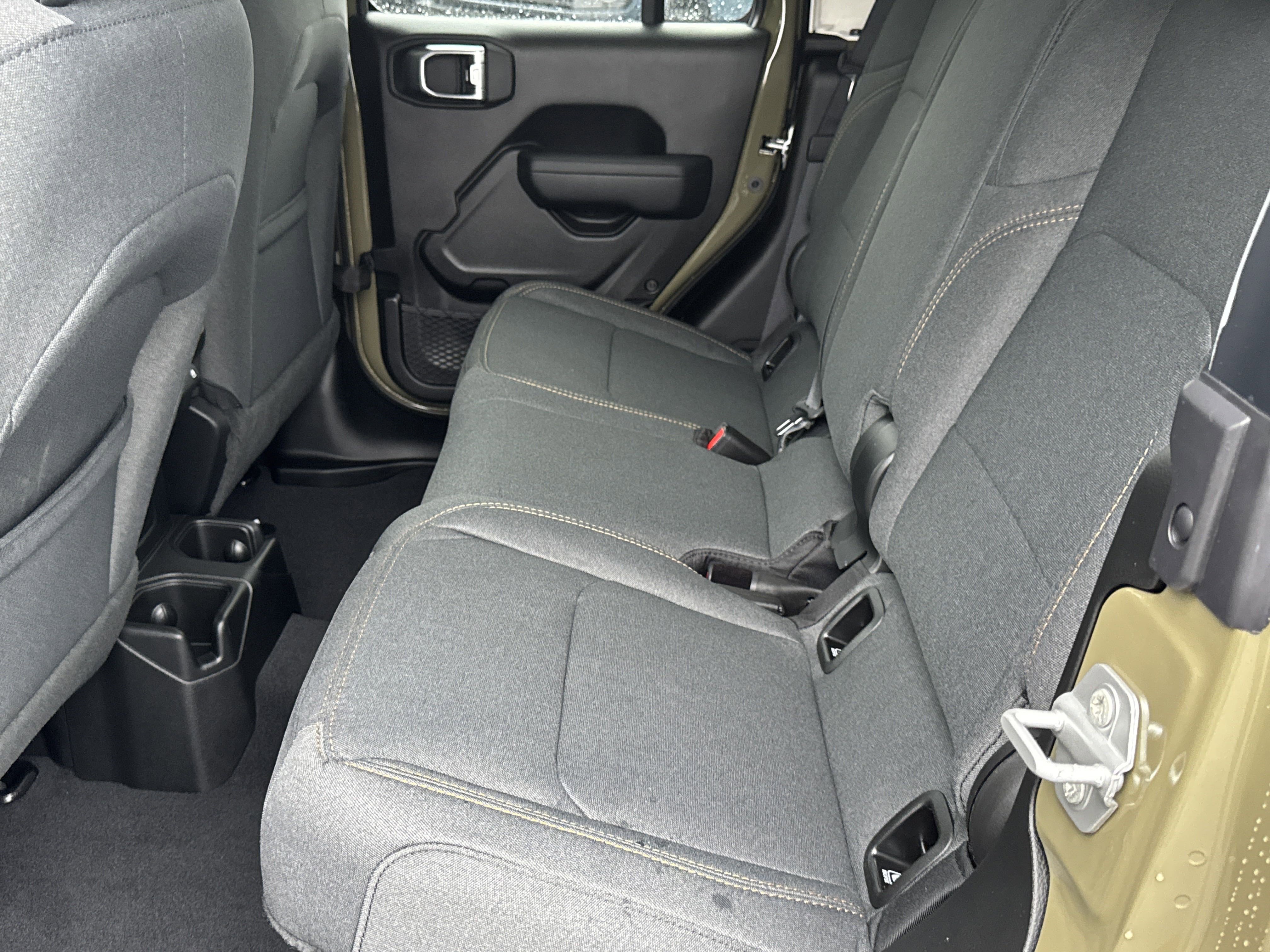 New 2025 Jeep Gladiator Sport AWD/4WD image 20
