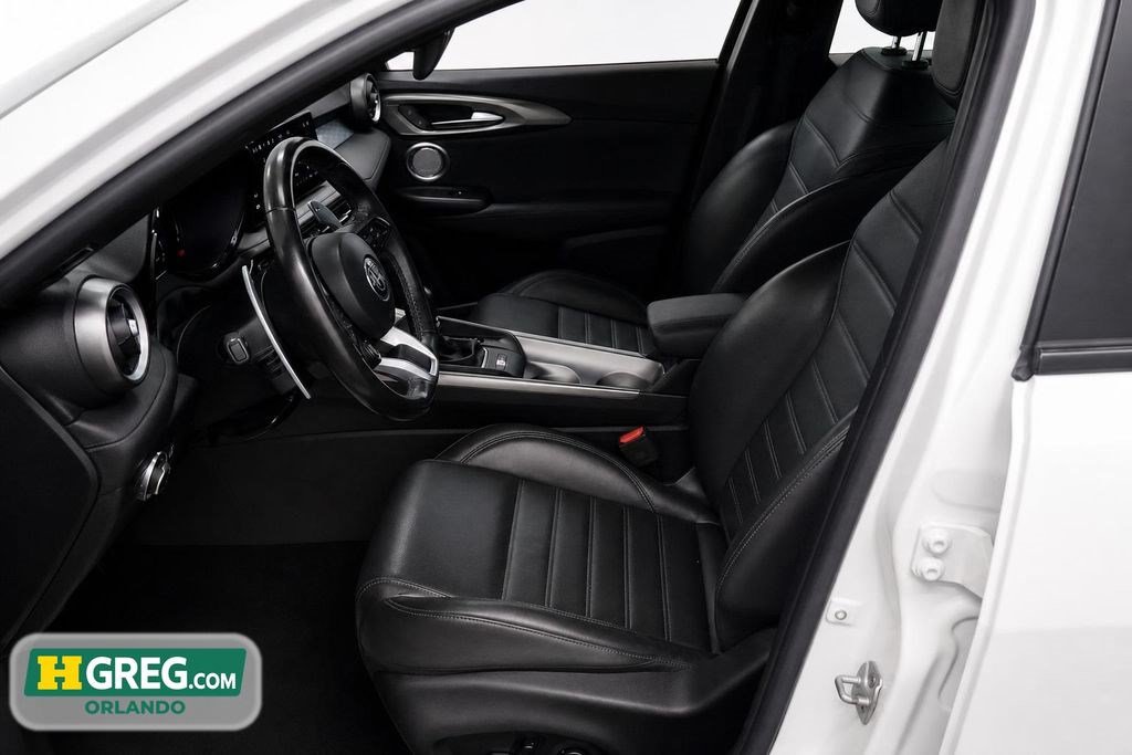 Used 2024 Alfa Romeo Tonale Veloce AWD/4WD image 10