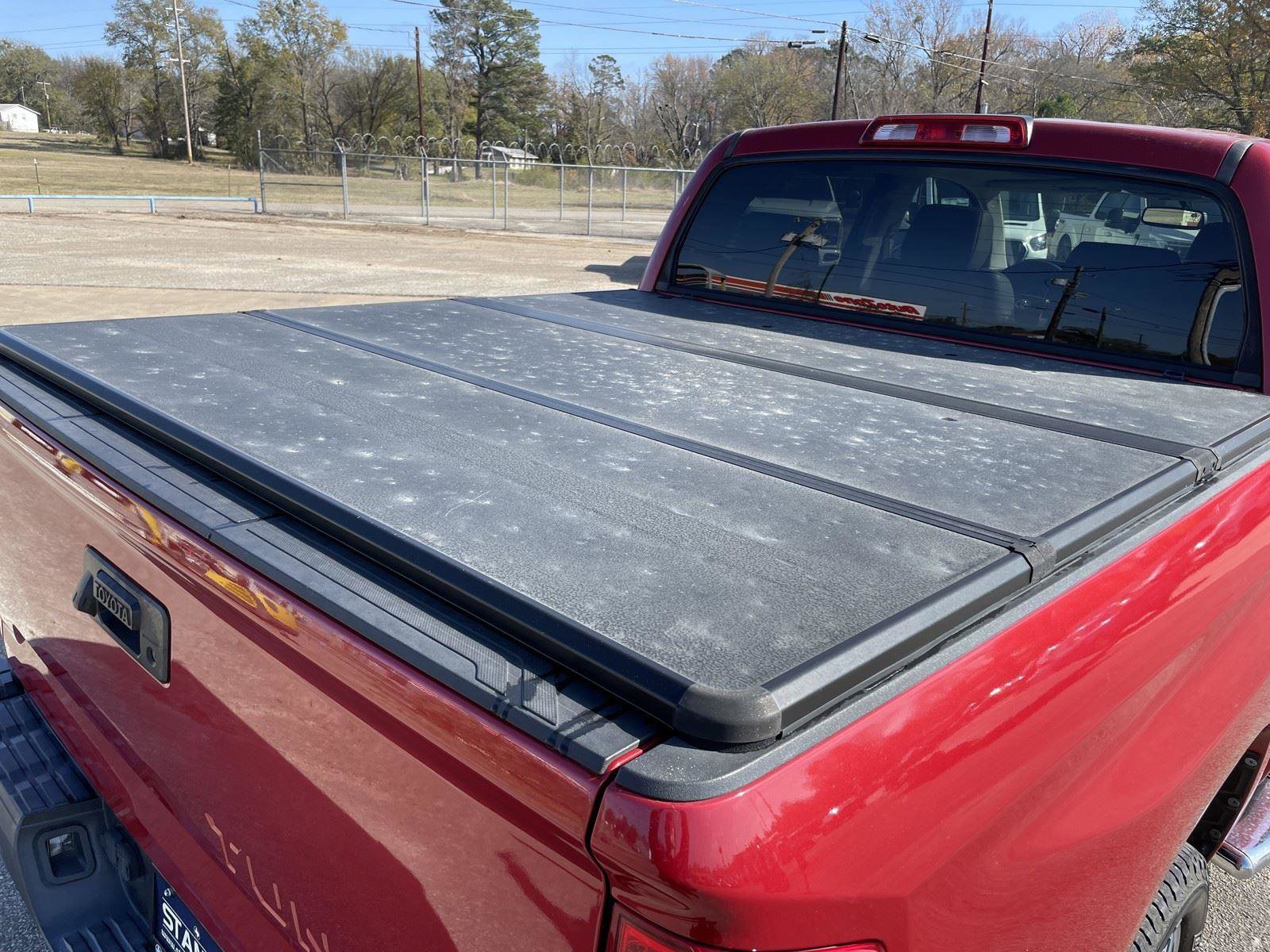 Used 2015 Toyota Tundra Limited image 40