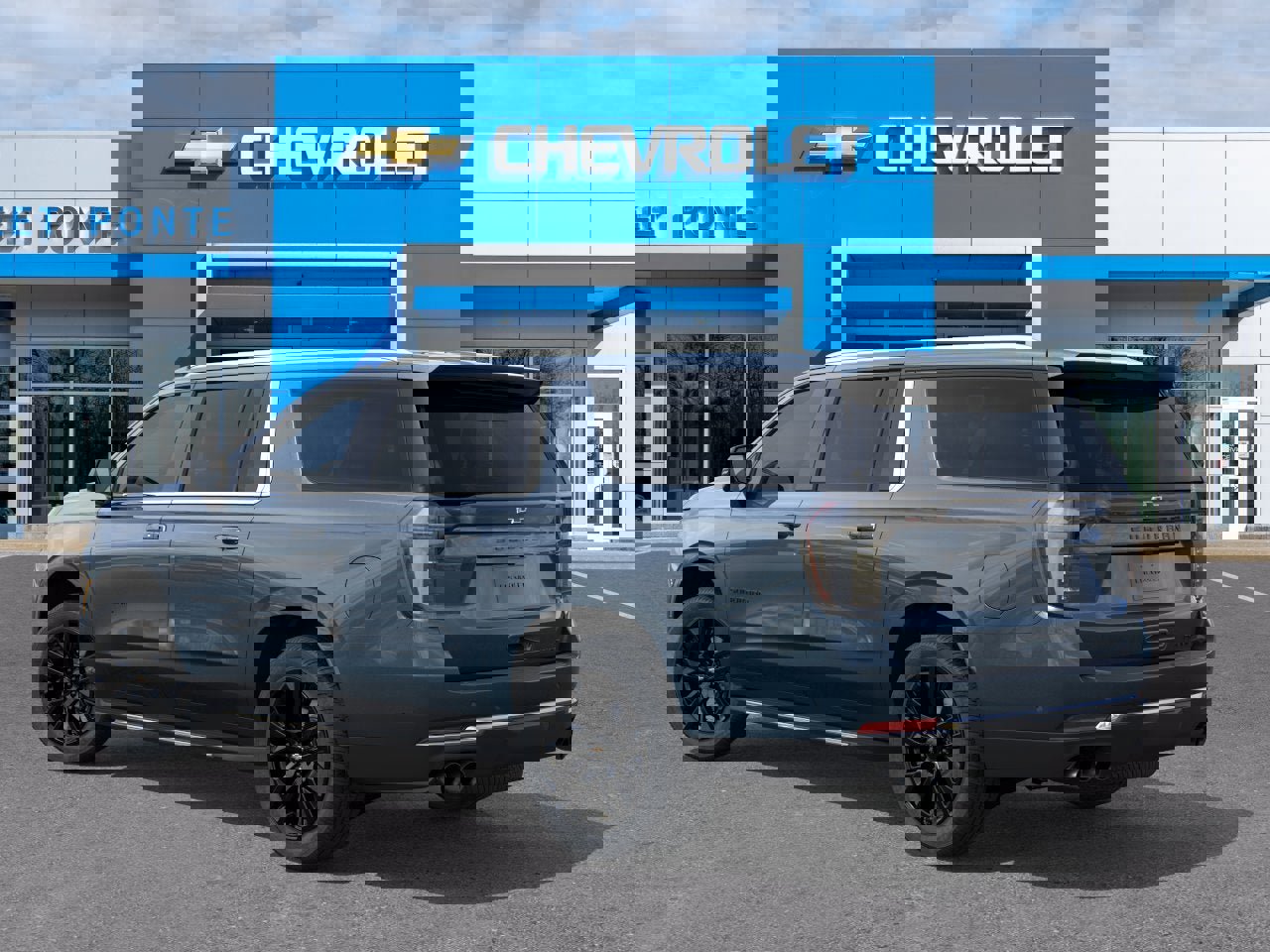 New 2026 Chevrolet Suburban Premier image 27