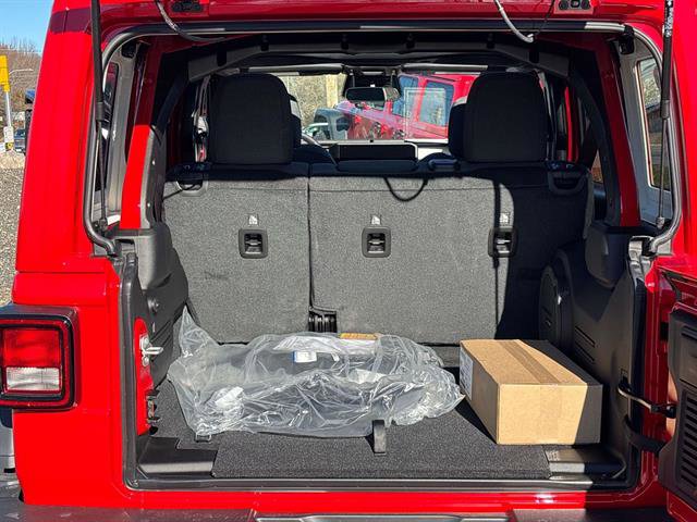 New 2026 Jeep Wrangler Unlimited Sport image 4