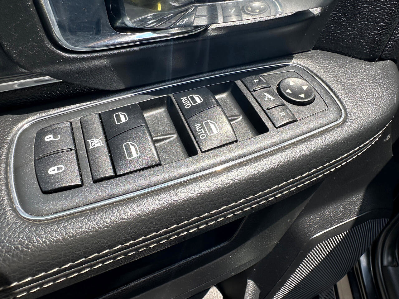 Used 2017 RAM 2500 Laramie w/ Sport Appearance Group image 44