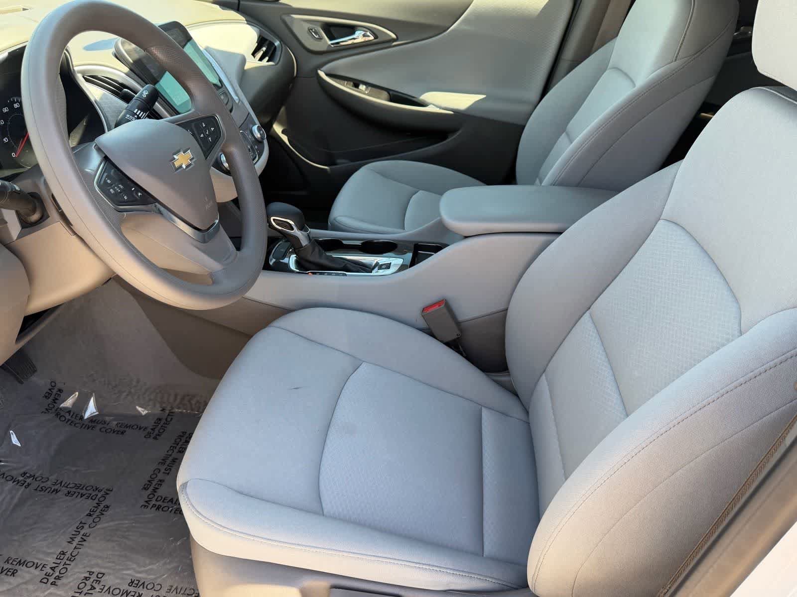 Used 2025 Chevrolet Malibu LS FWD image 18