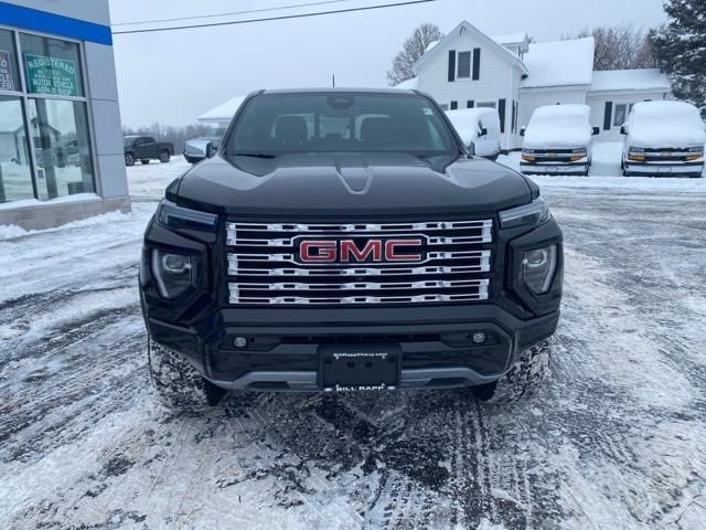 Used 2023 GMC Canyon Denali w/ Denali Black Edition image 7