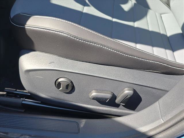 New 2026 Volkswagen Jetta SE image 7