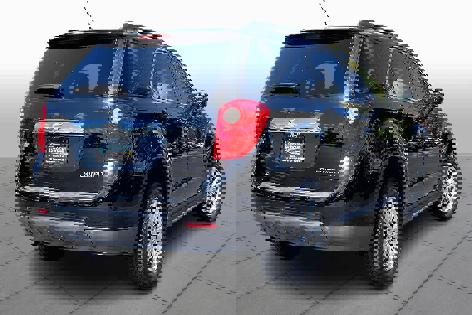 Used 2015 Chevrolet Equinox LT w/ Driver Convenience Package image 13