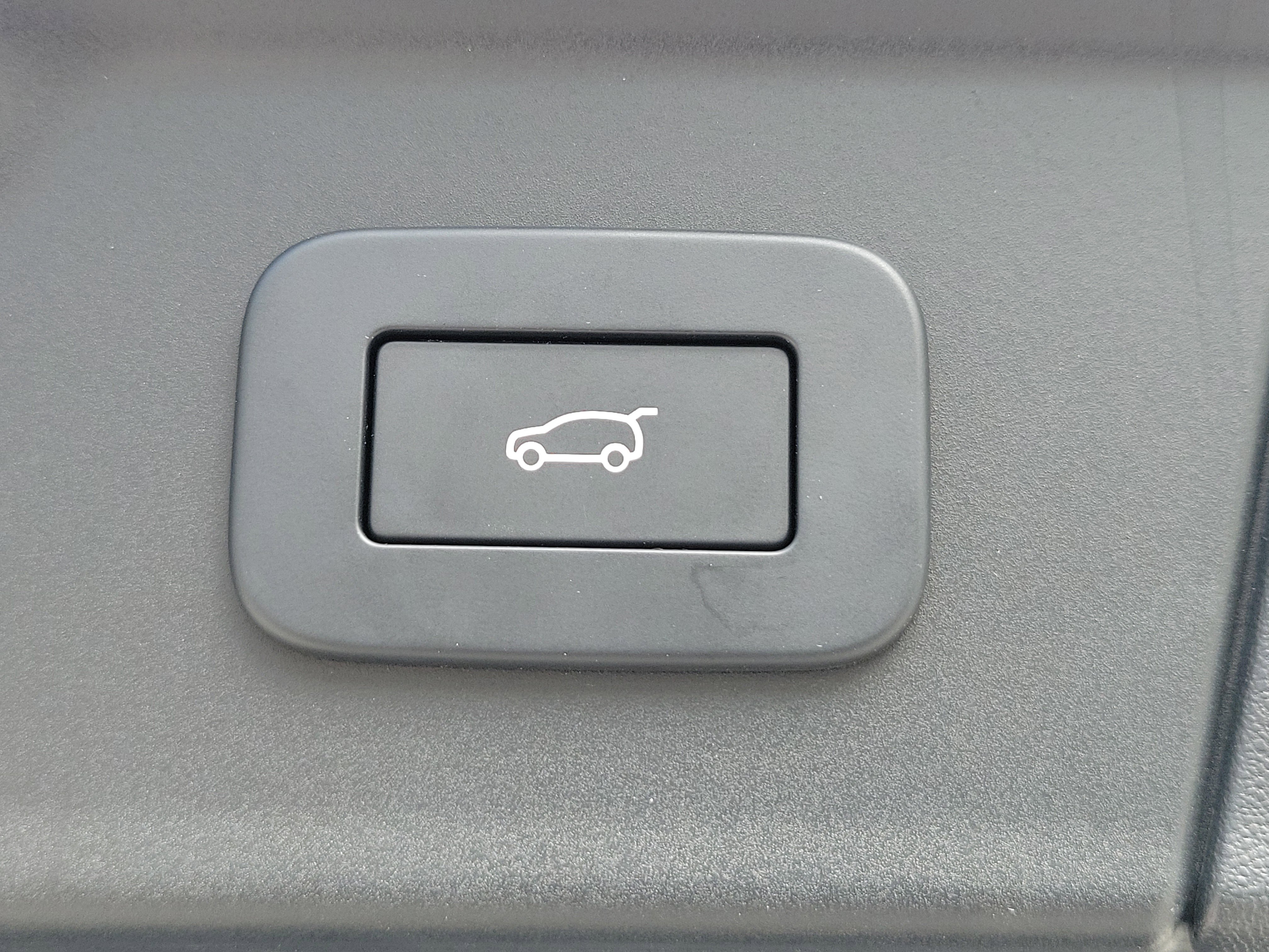 Used 2024 Land Rover Range Rover Velar Dynamic HSE image 6