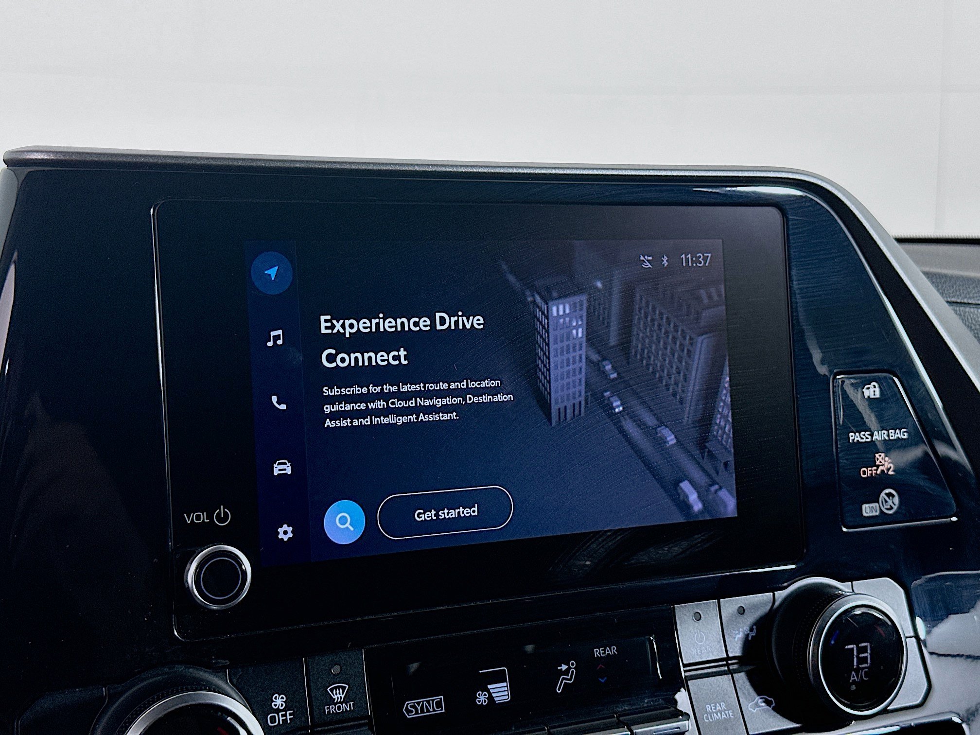 Used 2024 Toyota Highlander LE image 22