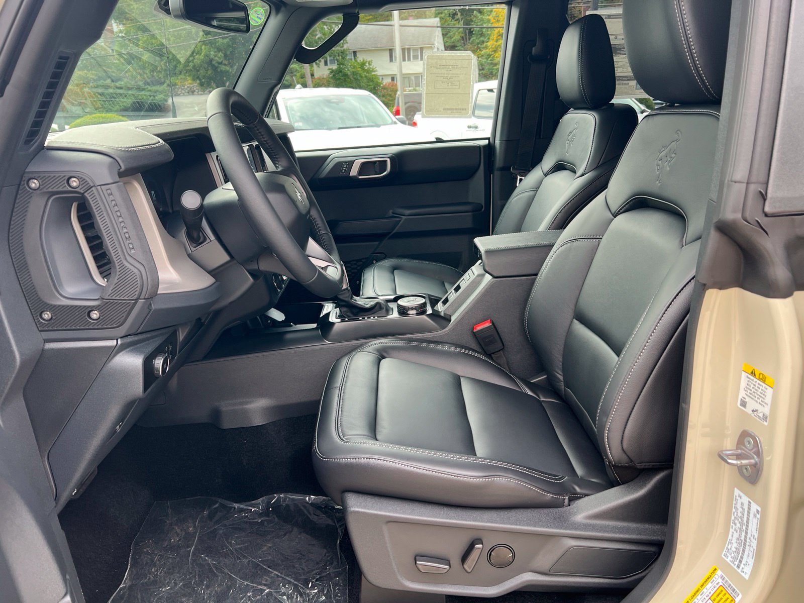 New 2026 Ford Bronco Outer Banks AWD/4WD image 18