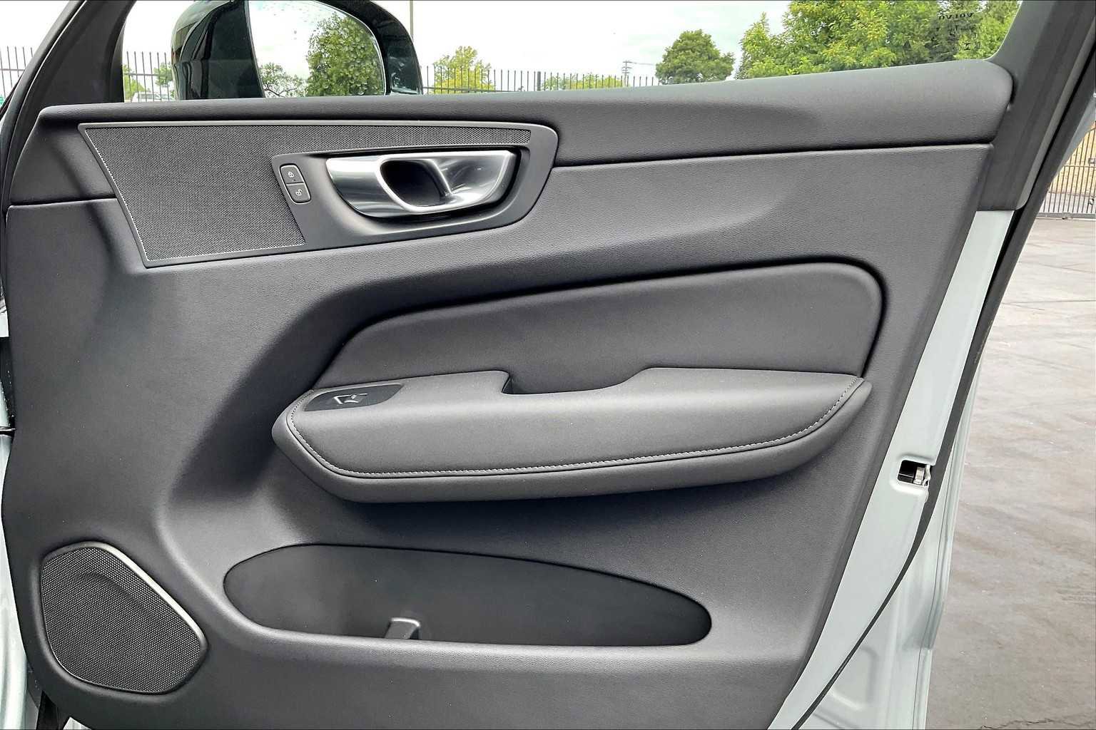 New 2026 Volvo XC60 T8 Plus w/ Climate Package image 30