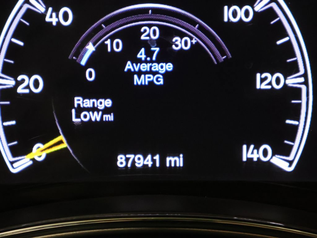 Used 2019 Jeep Grand Cherokee Altitude AWD/4WD image 37