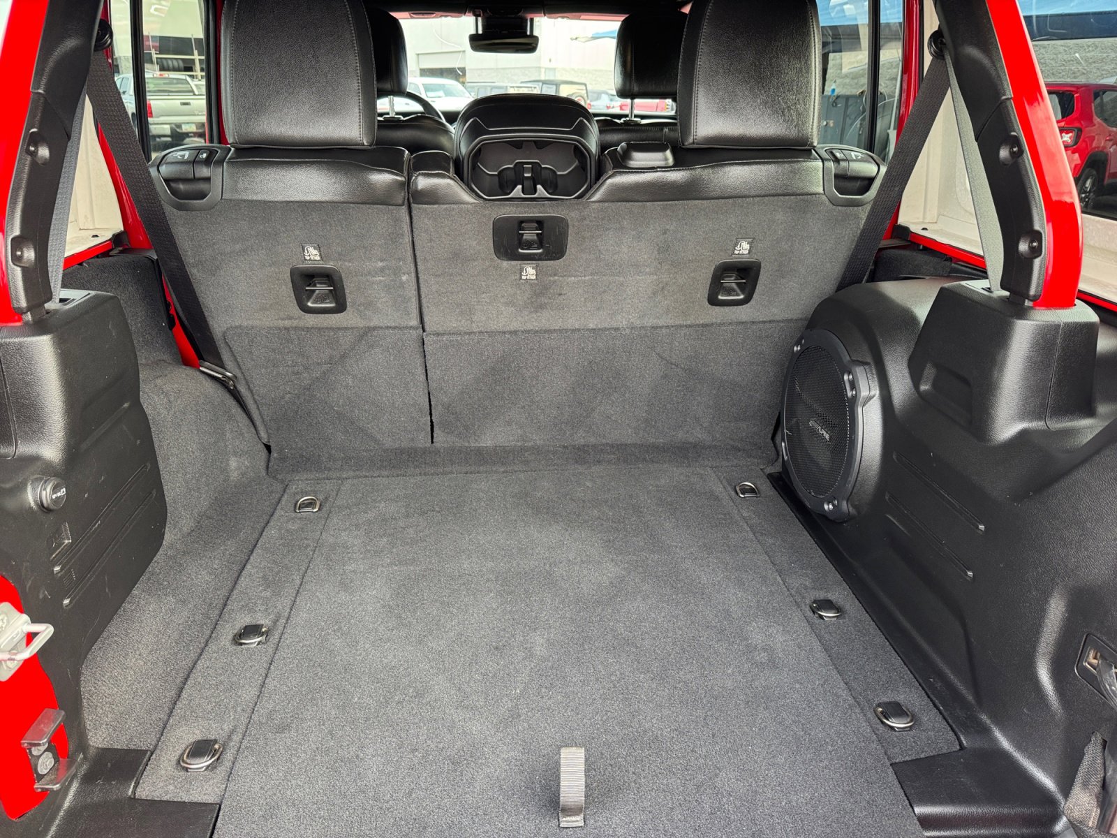 Used 2022 Jeep Wrangler Unlimited Rubicon w/ Trailer Tow Package image 27