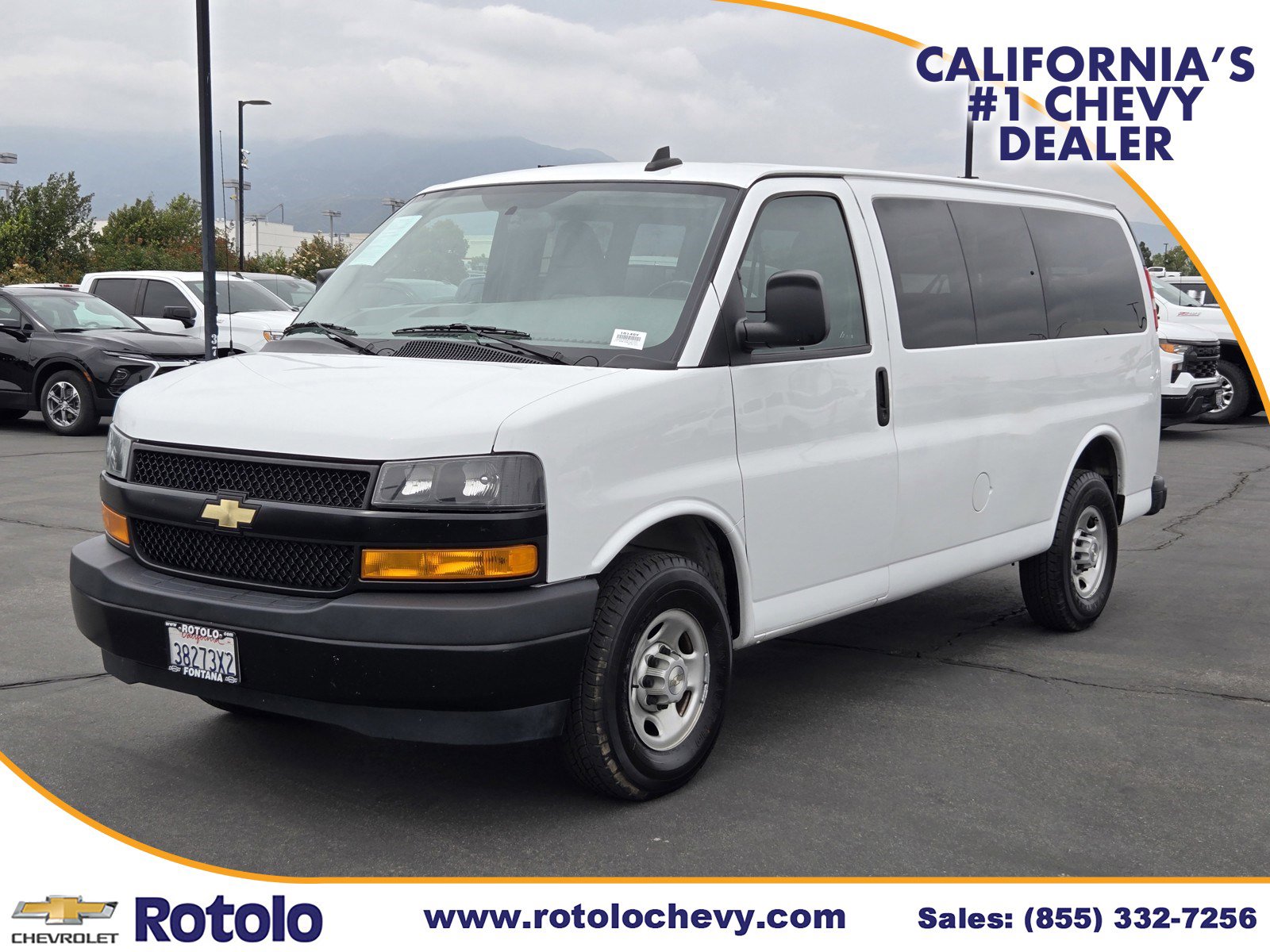 Used 2023 Chevrolet Express 3500 LS image 3